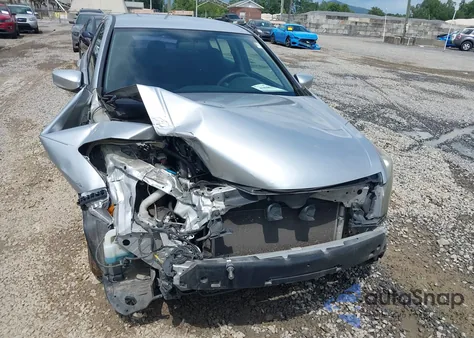 2010 Honda Accord 2.4 Lx-P z USA, uszkodzony, nr VIN 1HGCP2F46AA047061